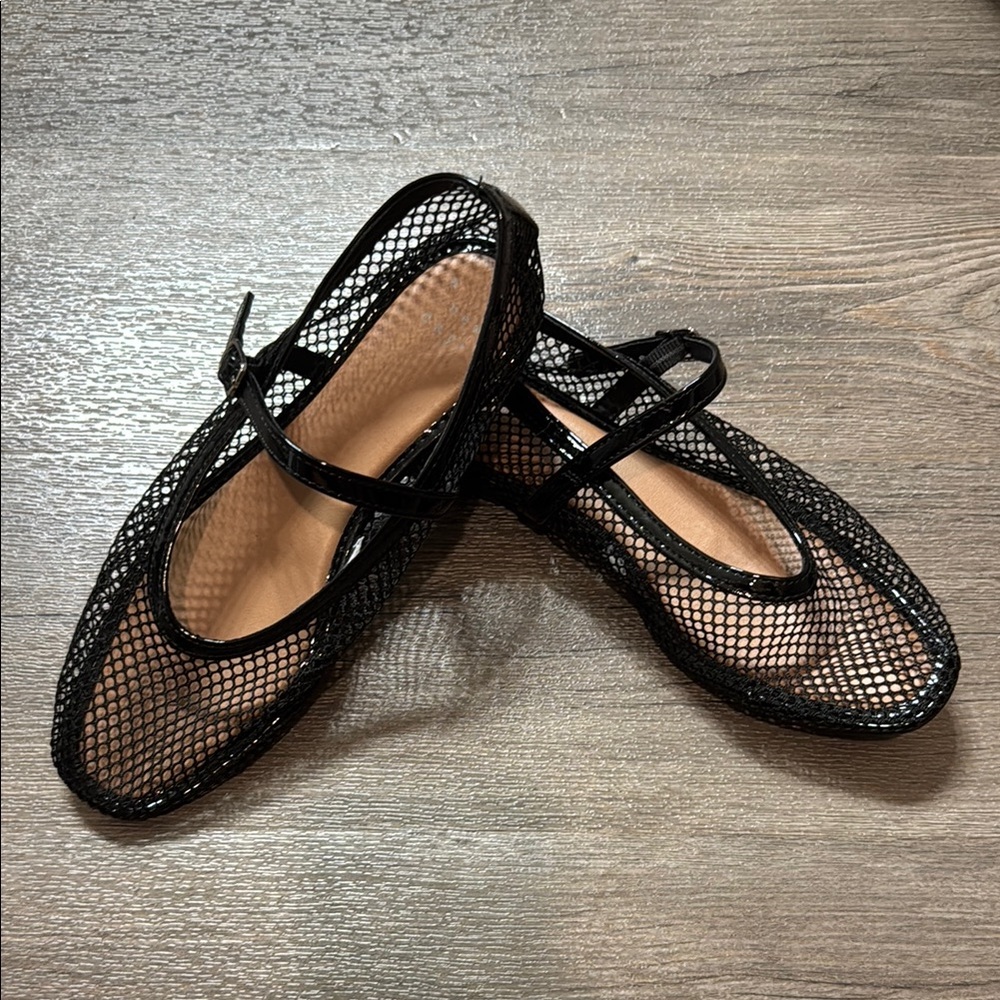 Black Mesh Women's Shoes